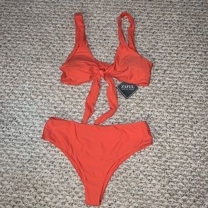 NWT coral Zaful bikini set. Size Medium / size 6